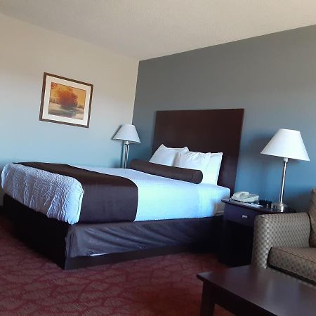Boarders Inn & Suites By Cobblestone Hotels Superior Exterior foto
